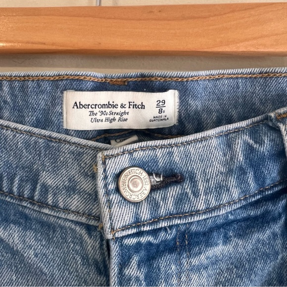 Abercrombie 29R Curve Love Straight Leg - Picture 3 of 5